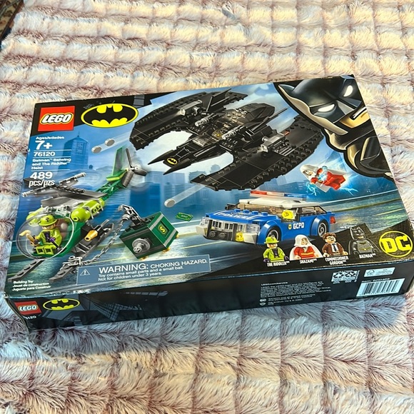 LEGO Super Heroes Batman Batwing and The Riddler Heist 76120 - Picture 1 of 2